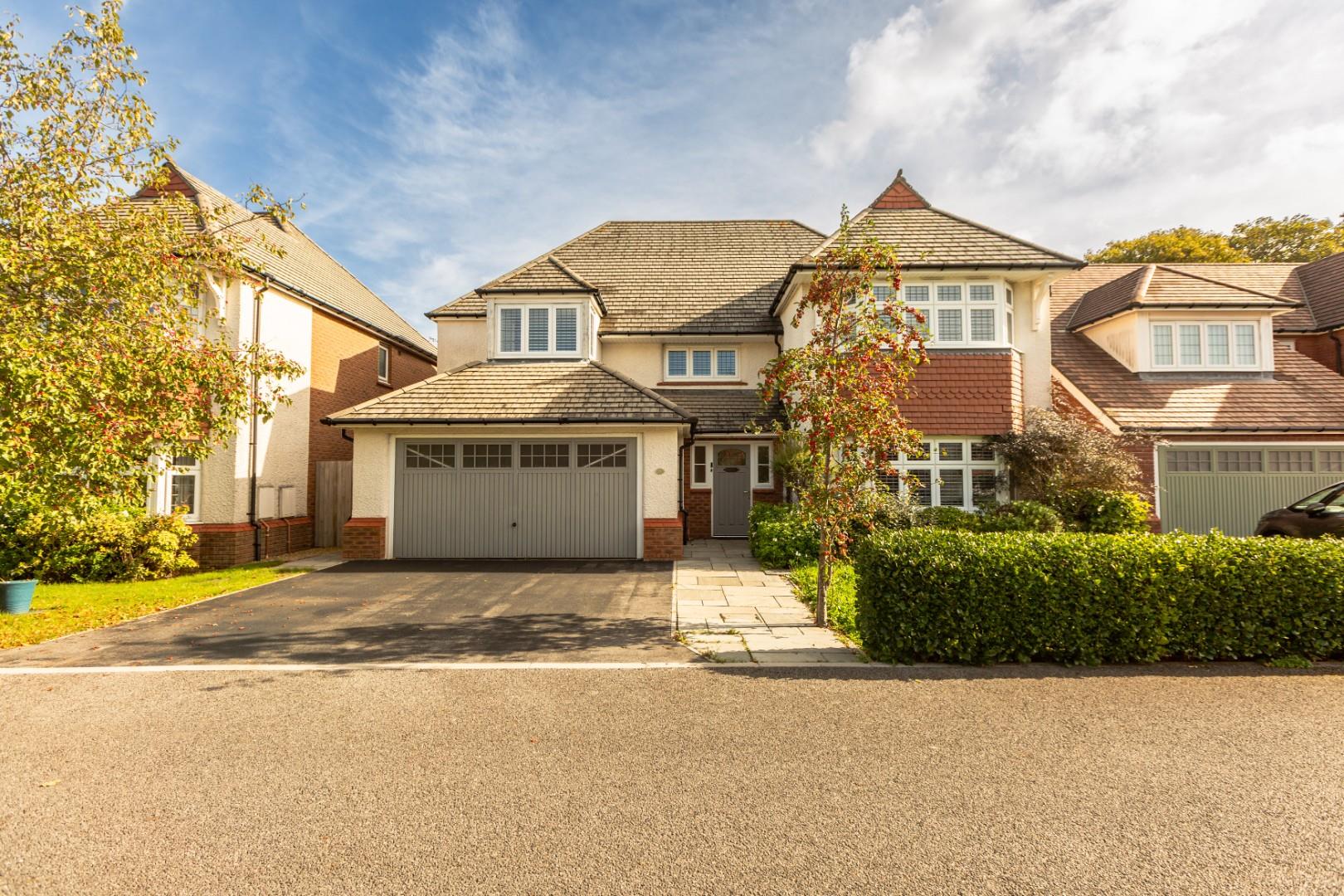 White Knight Gardens, Bishopston, Swansea, SA3 3DR